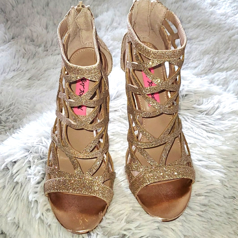 Betsey Johnson Juliette Champagne